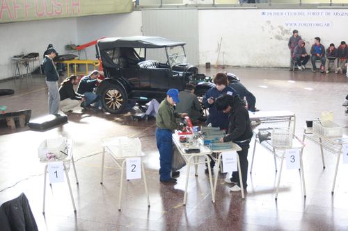 El Ford T, ya casi terminado